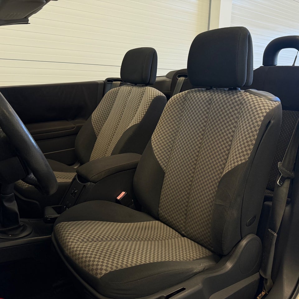 Renault Megane II 1,6 16V CC 2d