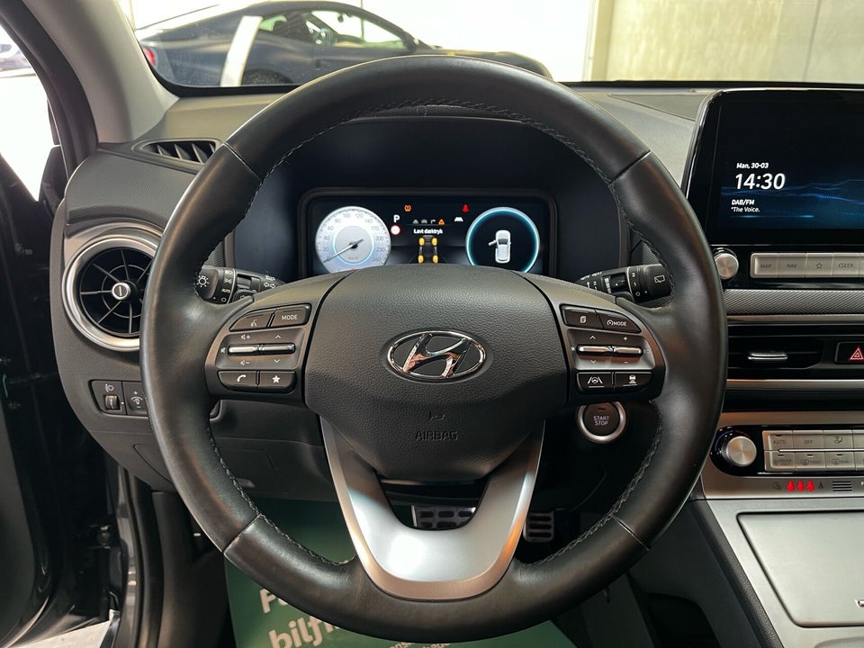 Hyundai Kona 39 EV Essential 5d