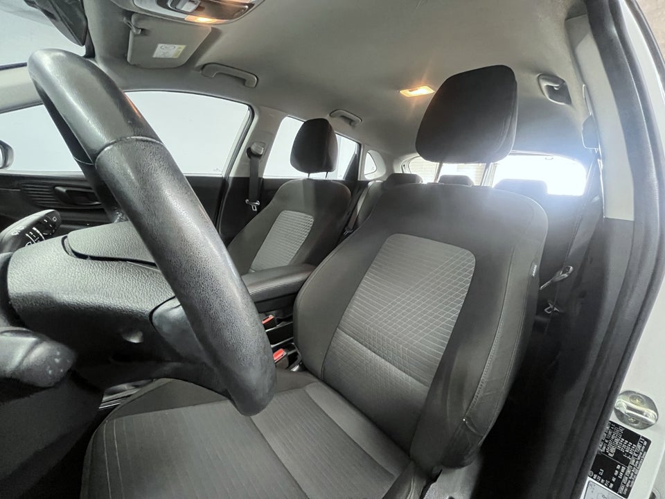 Hyundai i20 1,0 T-GDi Essential 5d