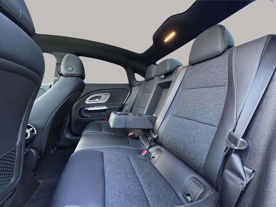 Mercedes CLA250+ electric Progressive Advance Plus 4d