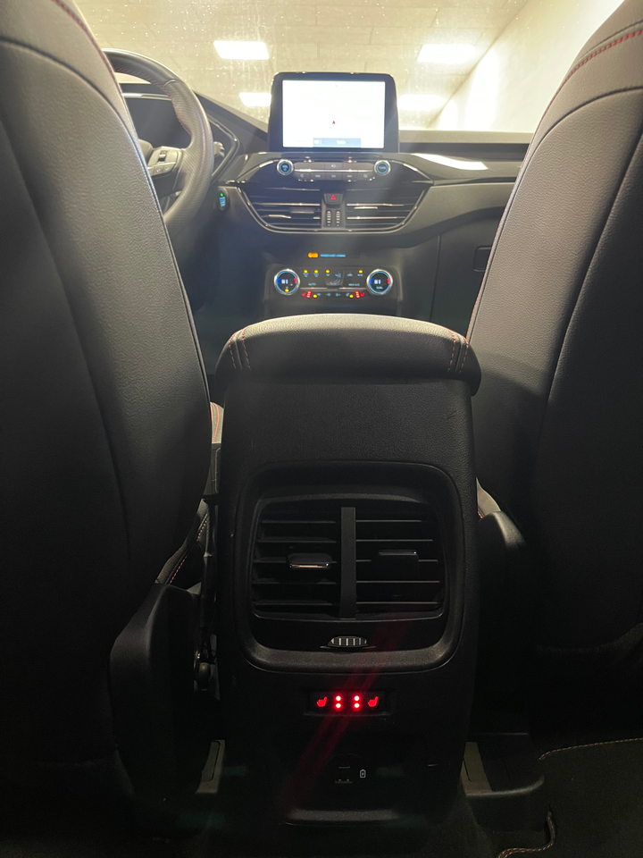 Ford Kuga 2,5 PHEV ST-Line X CVT 5d