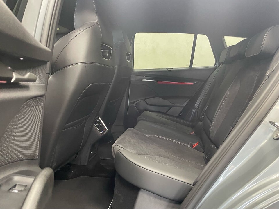 Skoda Enyaq 85 iV Sportline 5d