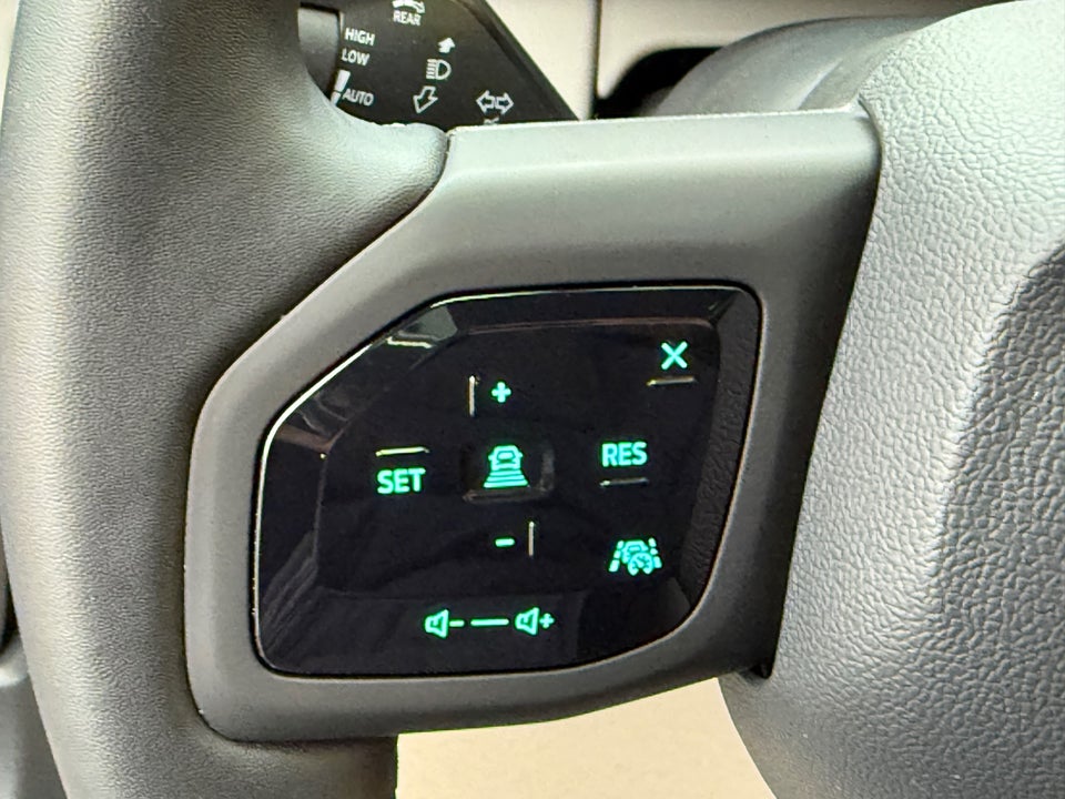 Ford Explorer 82 Premium Extended Range 5d