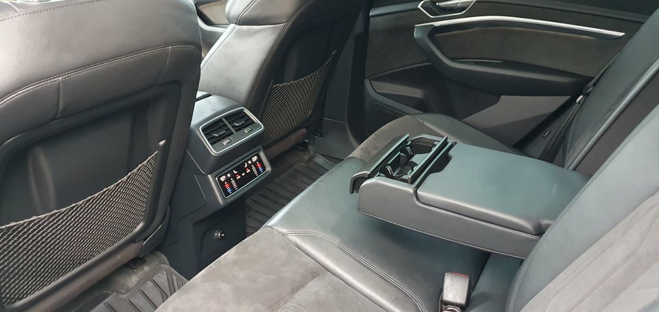 Audi e-tron 55 Advanced Prestige Sportback quattro 5d