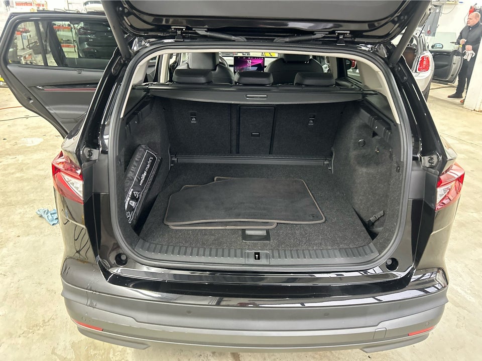 Skoda Enyaq 80 iV Suite 5d
