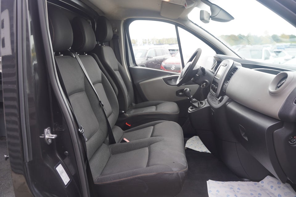 Renault Trafic T29 1,6 dCi 115 L2H1