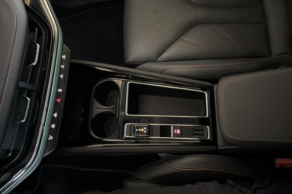 Skoda Enyaq 80 iV Plus 5d