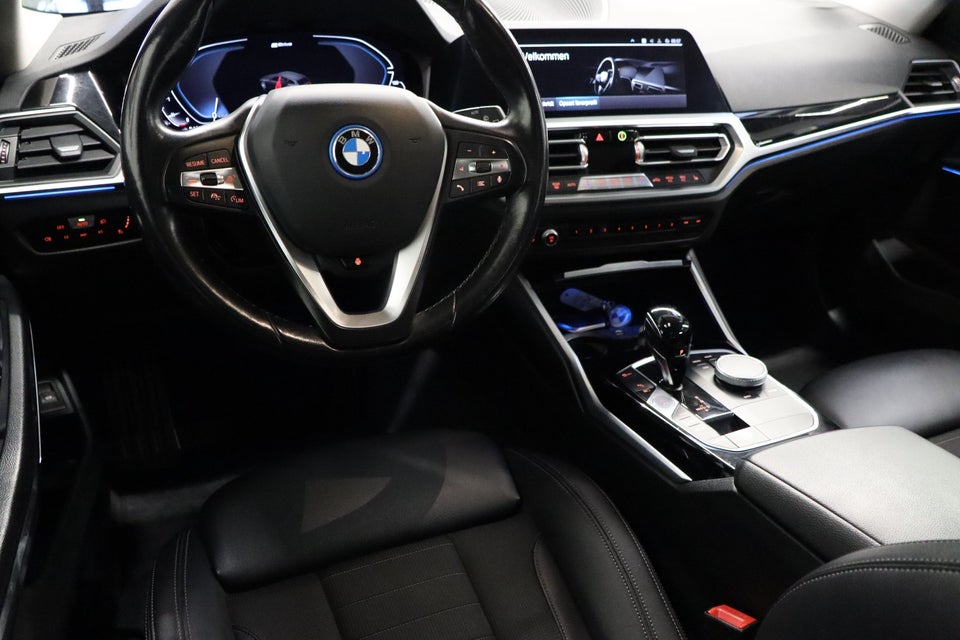 BMW 330e 2,0 Touring Sport Line aut. 5d