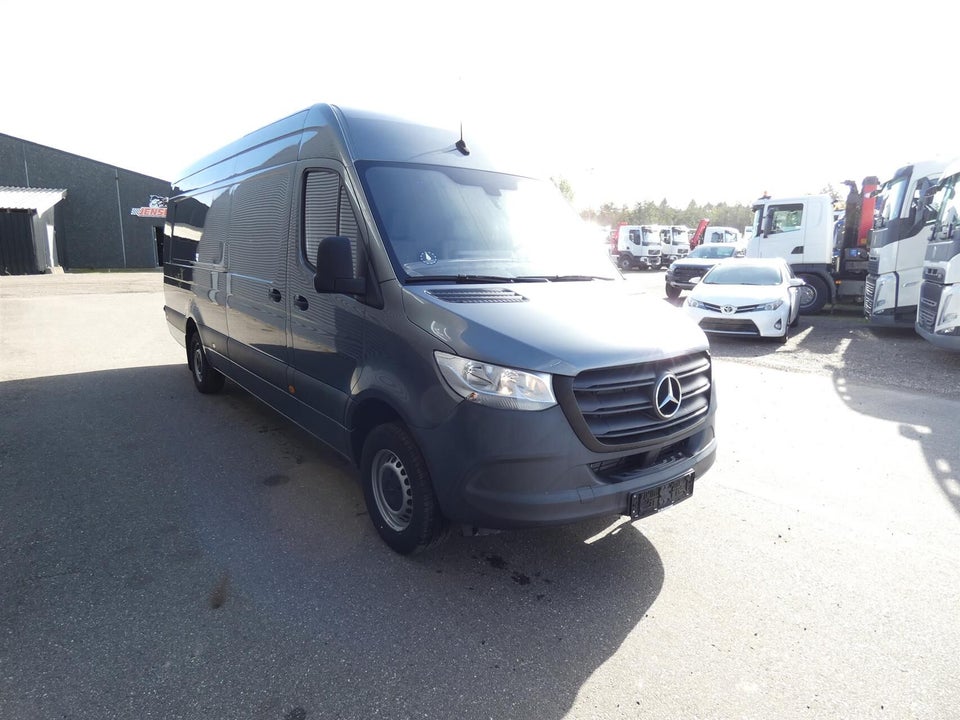 Mercedes Sprinter 317 2,0 CDi A4 Kassevogn aut. RWD
