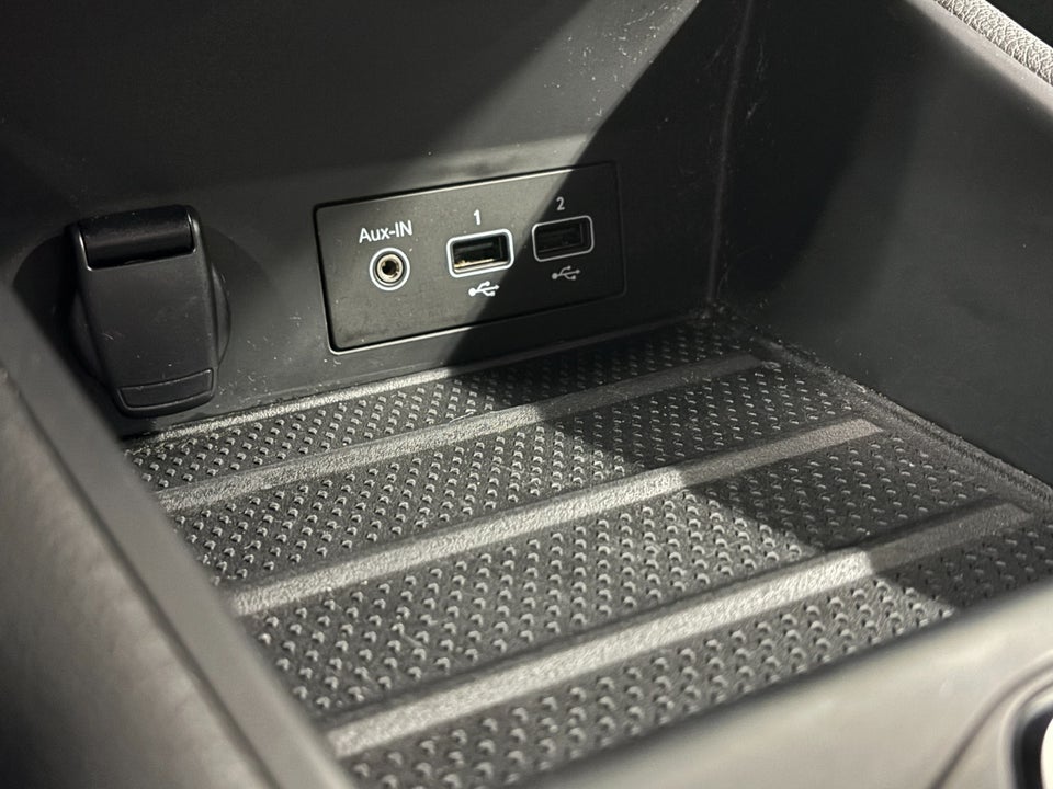 Renault Captur 1,6 E-Tech Intens 5d