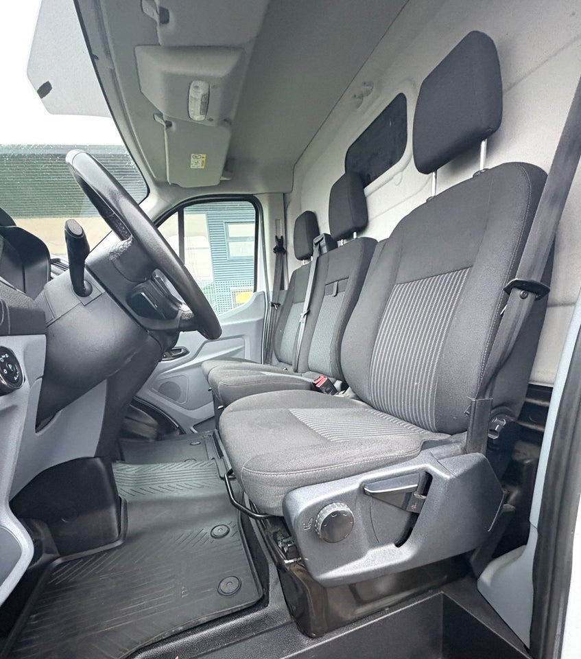 Ford Transit Custom 310L 2,0 TDCi 130 Ambiente