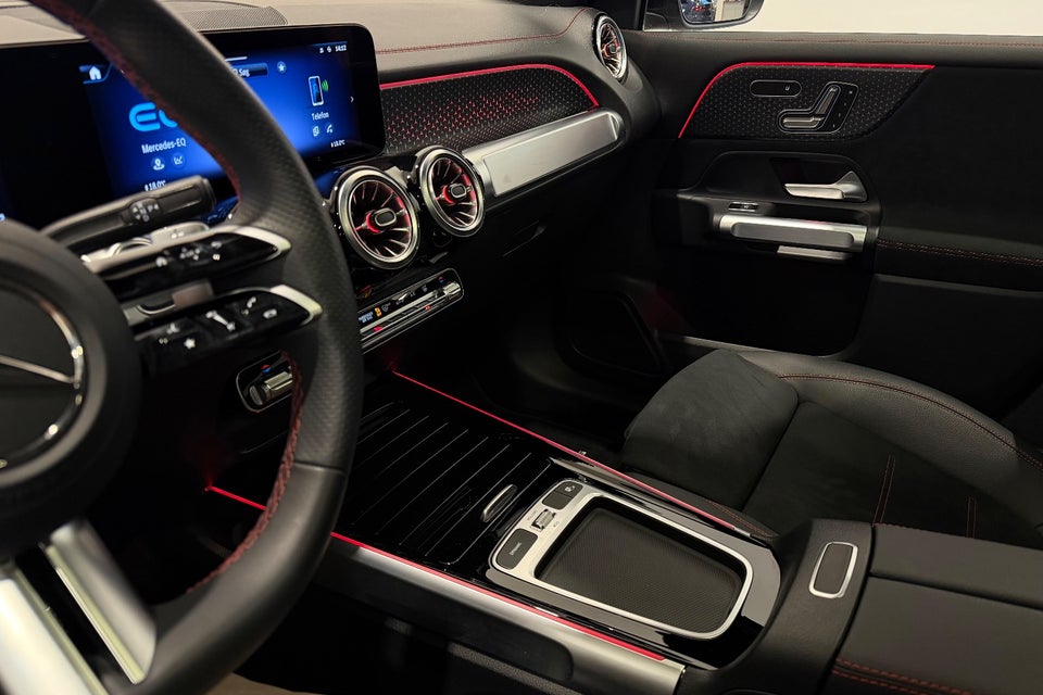 Mercedes EQB300 AMG Line 4Matic 5d