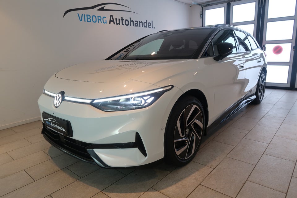 VW ID.7 77 Style Tourer 5d