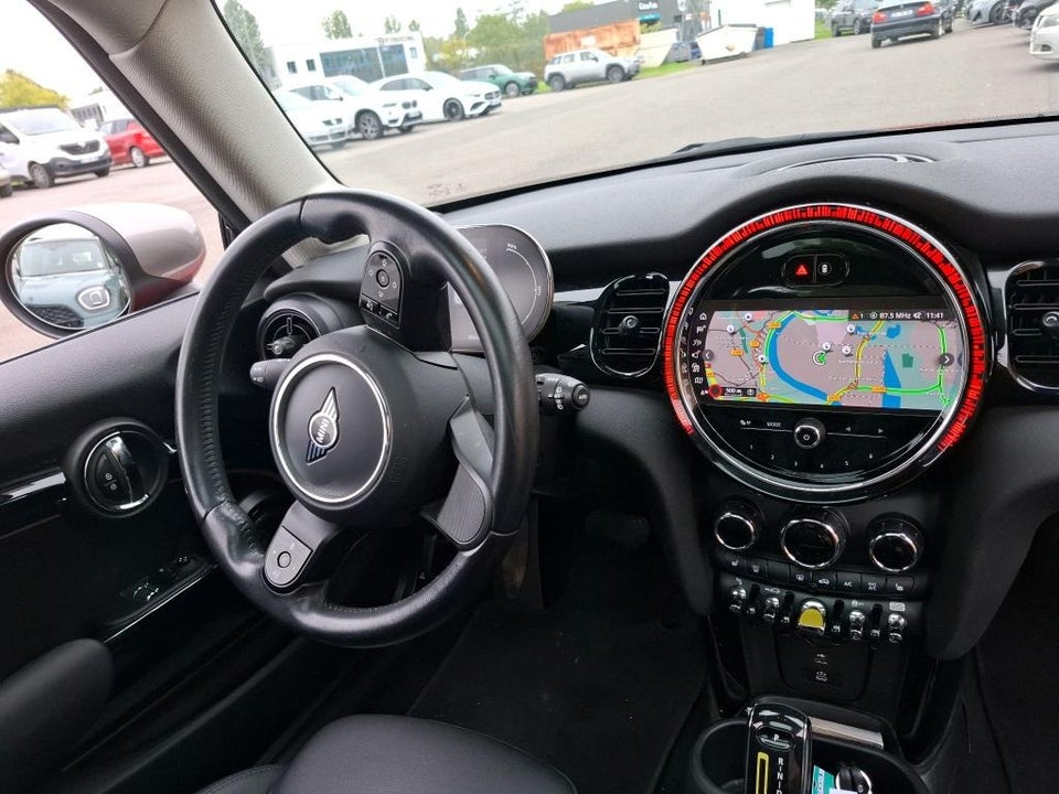 MINI Cooper SE Experience 3d