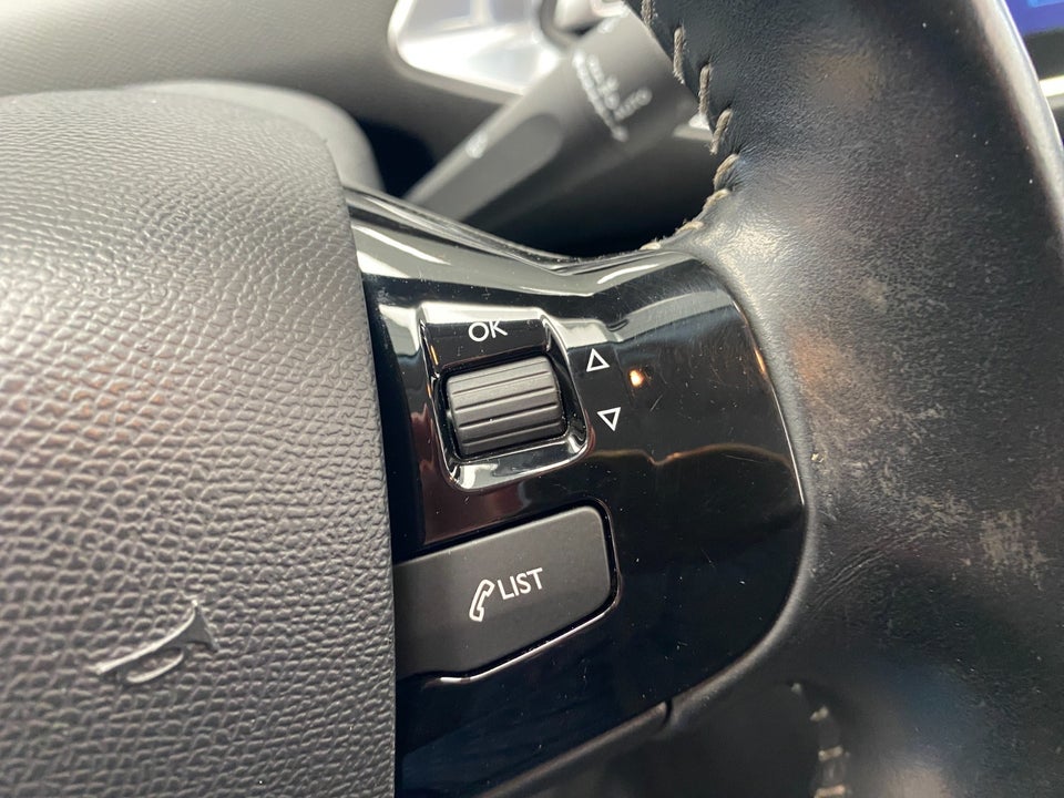 Peugeot 308 1,2 e-THP 110 Chili SW 5d