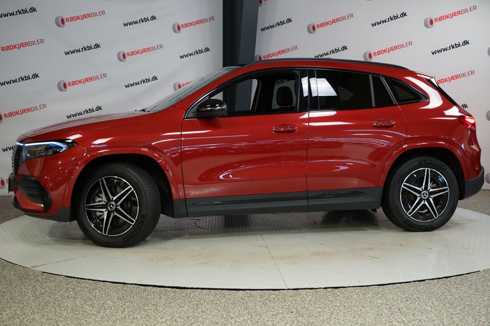 Mercedes EQA300 AMG Line 4Matic 5d