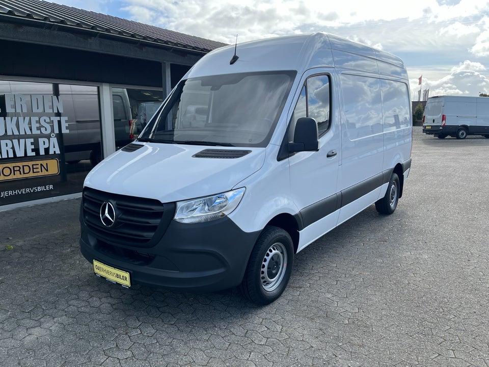 Mercedes Sprinter 317 2,0 CDi A2 Kassevogn aut. RWD