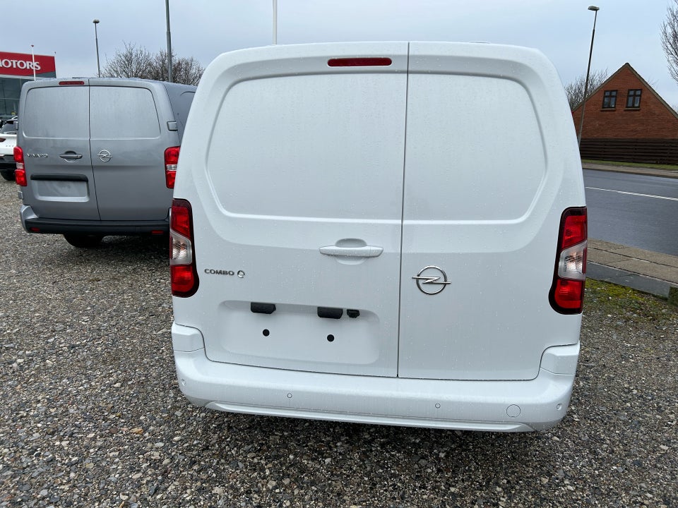 Opel Combo-e 50 Innovation+ L2V1