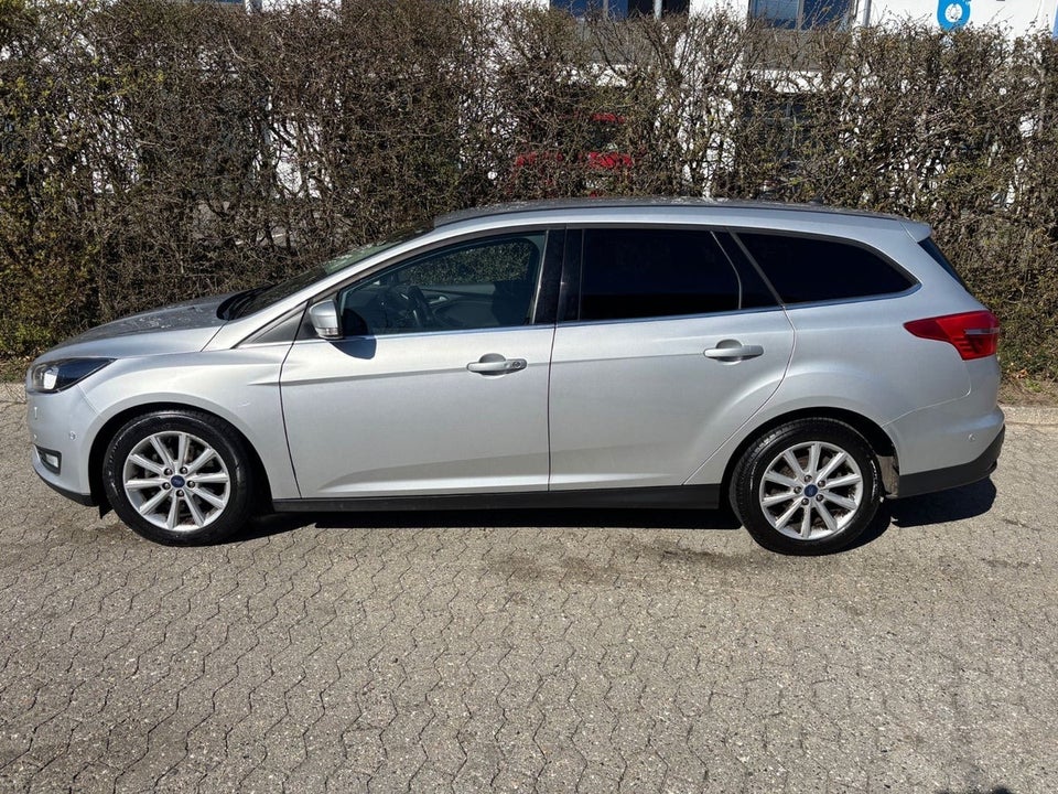 Ford Focus 1,0 SCTi 125 Titanium stc. 5d
