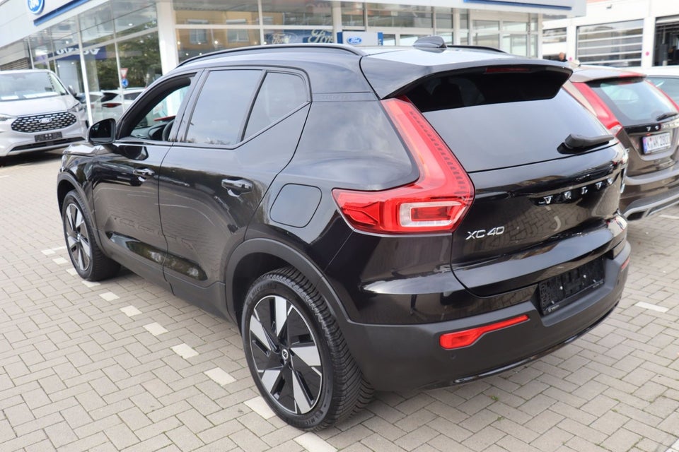 Volvo XC40 ReCharge Twin Plus 5d
