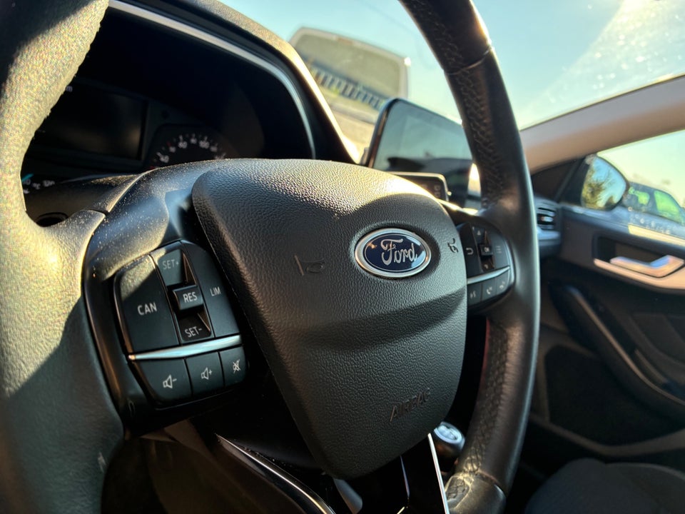 Ford Focus 1,0 EcoBoost Trend Edition 5d