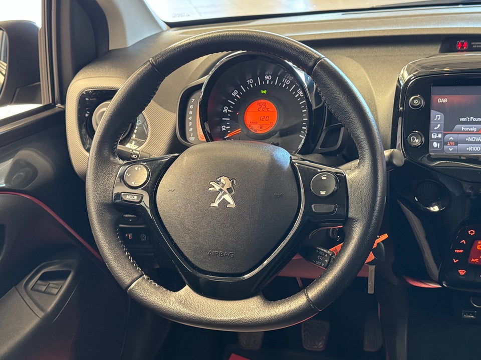 Peugeot 108 1,0 e-VTi 72 Allure+ 5d
