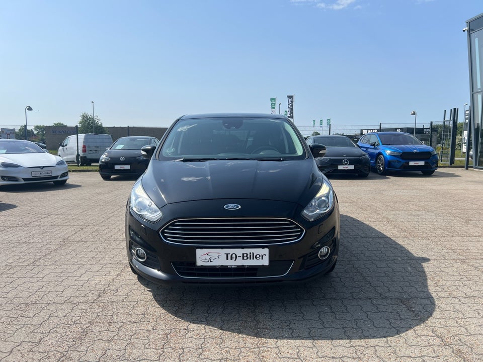 Ford S-MAX 2,0 EcoBlue Titanium aut. Van 5d