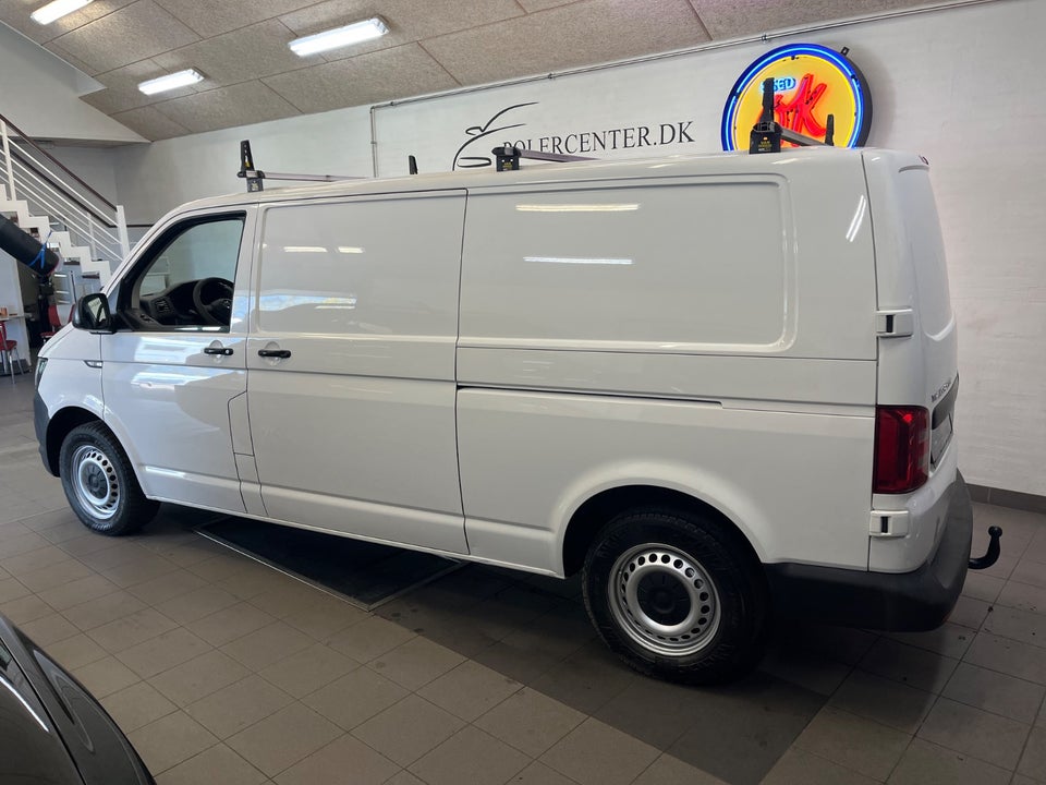 VW Transporter 2,0 TDi 150 Kassevogn lang