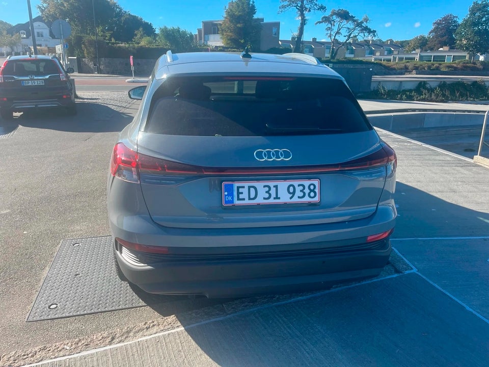 Audi Q4 e-tron 40 Advanced 5d