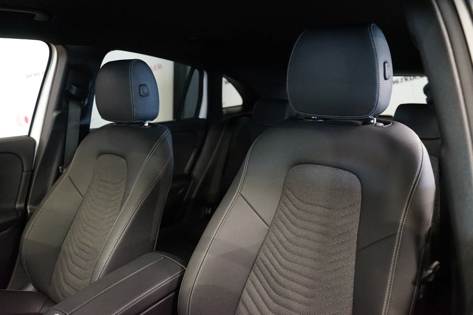 Mercedes EQA250 Progressive 5d