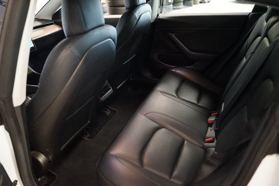 Tesla Model 3 Performance AWD 4d