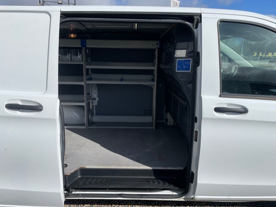 Mercedes Vito 114 2,2 CDi More L