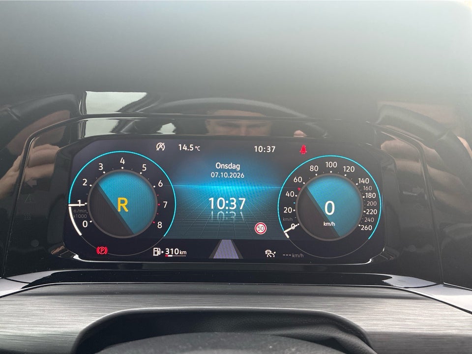 VW Golf VIII 1,5 eTSi 150 Life DSG 5d