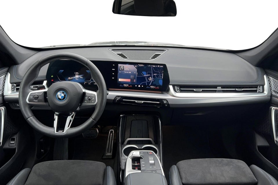 BMW iX1 eDrive20 M-Sport Pro 5d