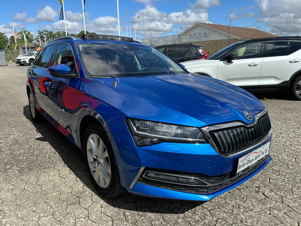 Skoda Superb 1,4 TSi iV Plus Combi DSG 5d