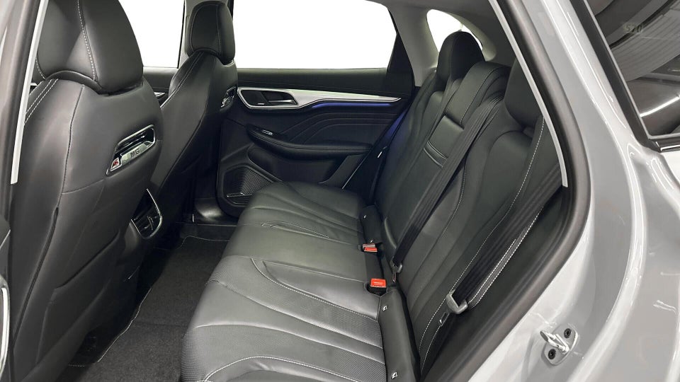 MG Marvel R Performance 5d