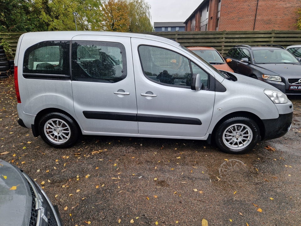 Peugeot Partner Tepee 1,6 HDi 92 Active 5d