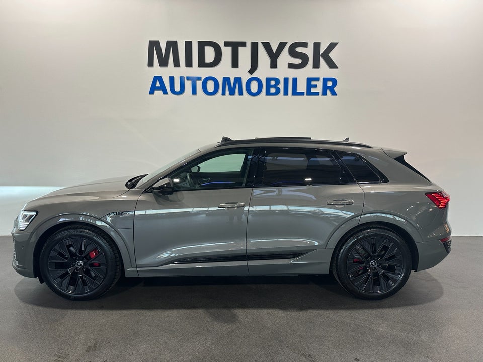 Audi Q8 e-tron 55 S-line Black Edition quattro 5d