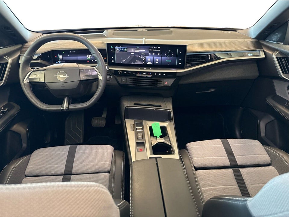 Opel Grandland-e 73 GS Sky 5d