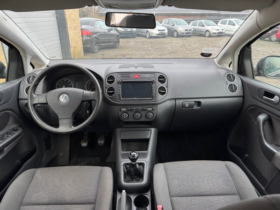 VW Golf Plus 1,6 Trendline 5d