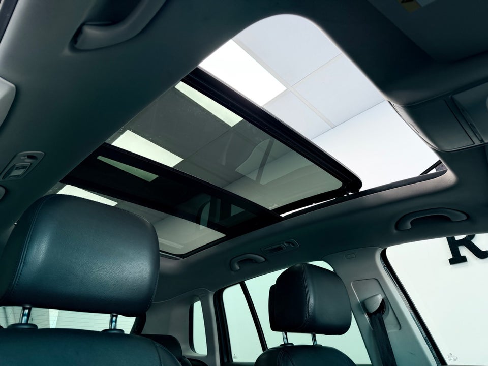 VW Tiguan 2,0 TDi 177 R-line DSG 4Motion 5d