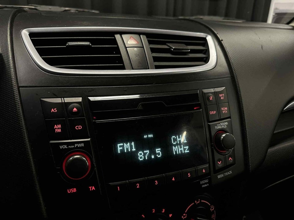 Suzuki Swift 1,2 Dualjet Style 5d