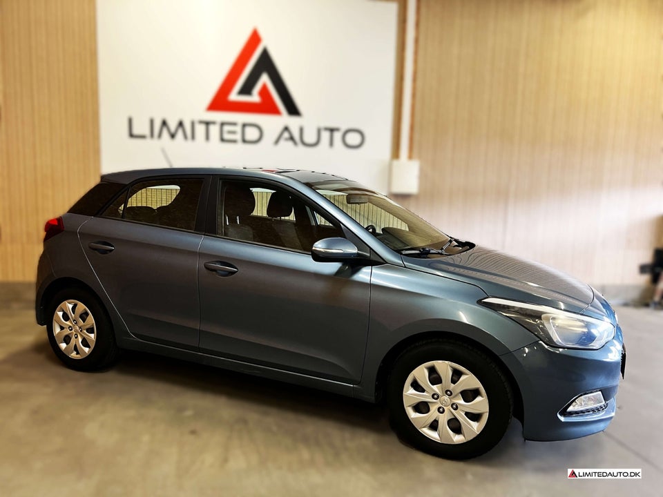 Hyundai i20 1,25 Passion 5d