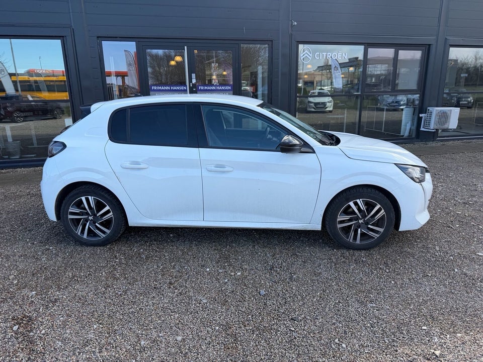Peugeot 208 1,2 PureTech 100 Allure 5d