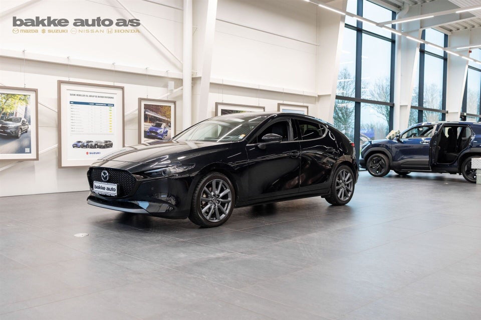 Mazda 3 2,0 e-SkyActiv-G 150 Cosmo Tech aut. 4d