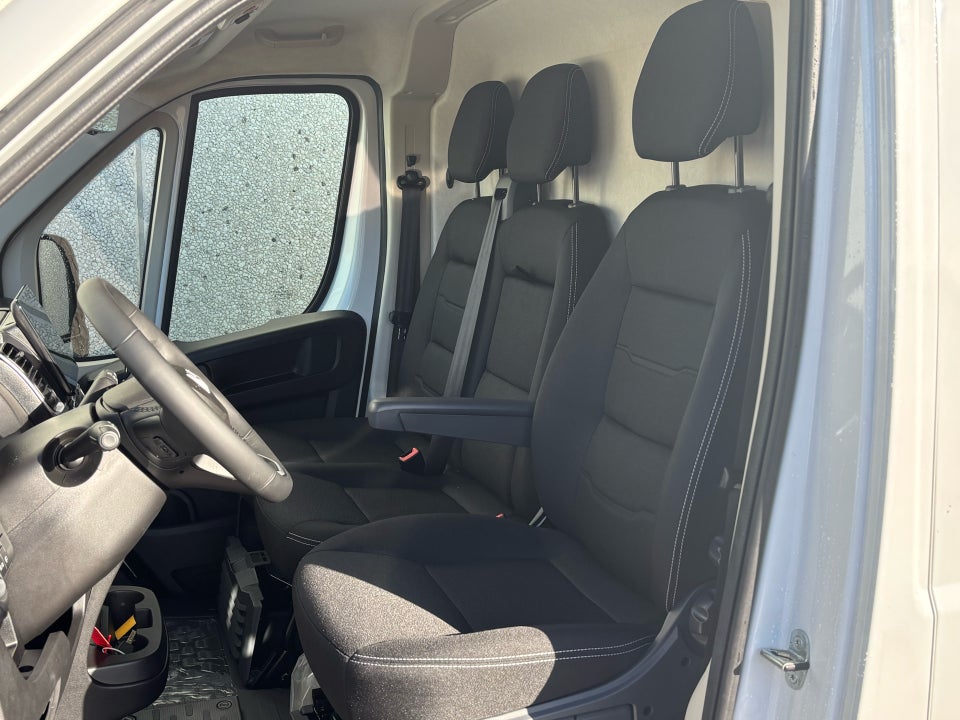 Fiat Ducato 35 Maxi 2,2 MJT 180 Kassevogn L3H2 Pro+ aut.