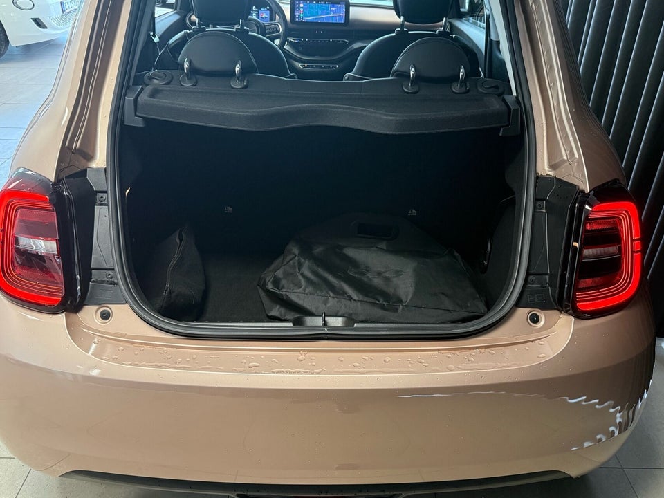 Fiat 500e 42 Icon 3d
