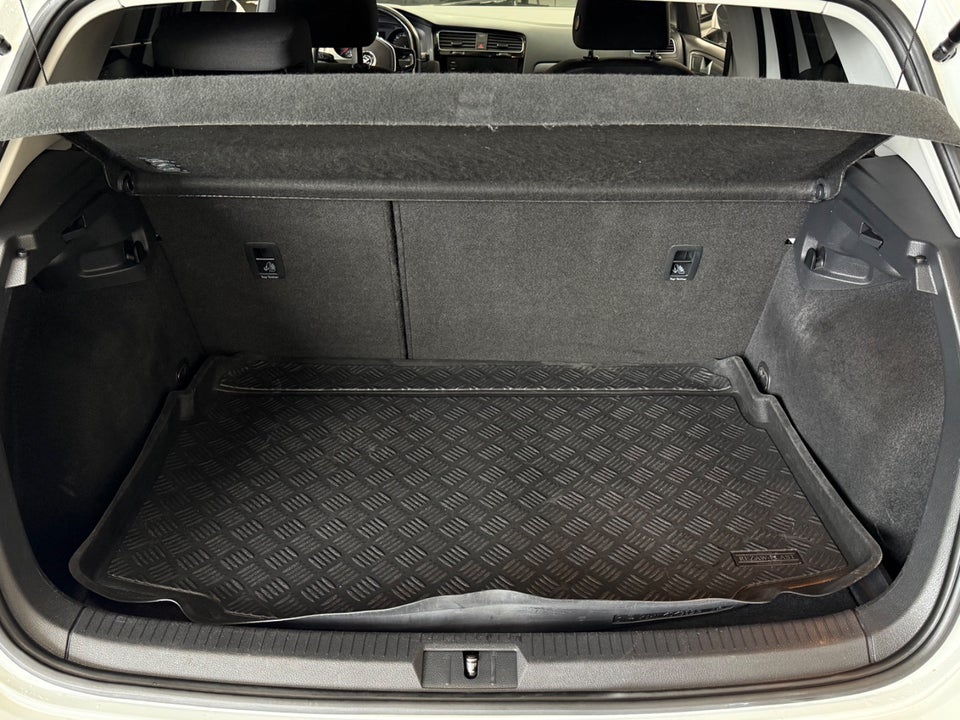 VW Golf VII 1,2 TSi 105 BMT 5d