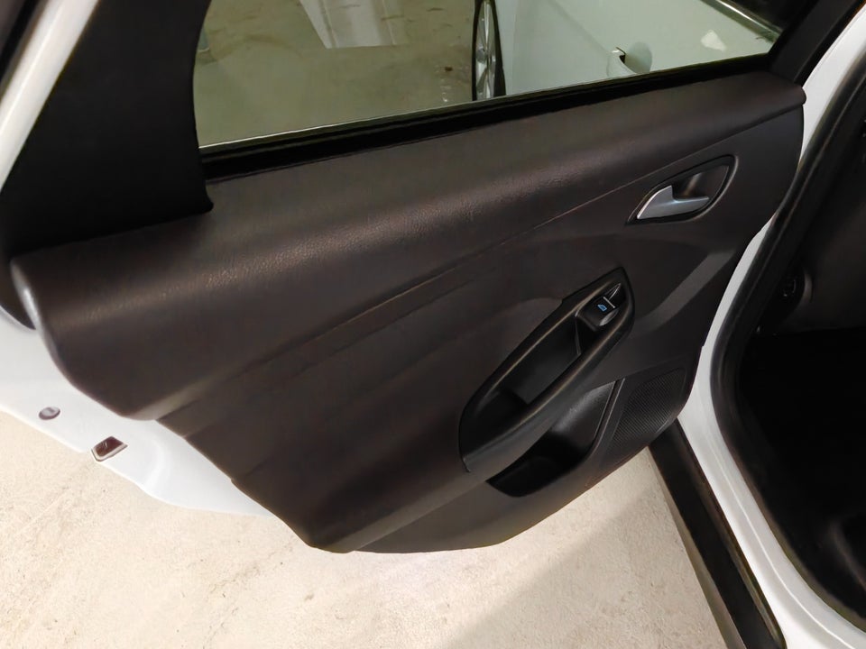 Ford Focus 1,0 SCTi 125 Titanium stc. ECO 5d