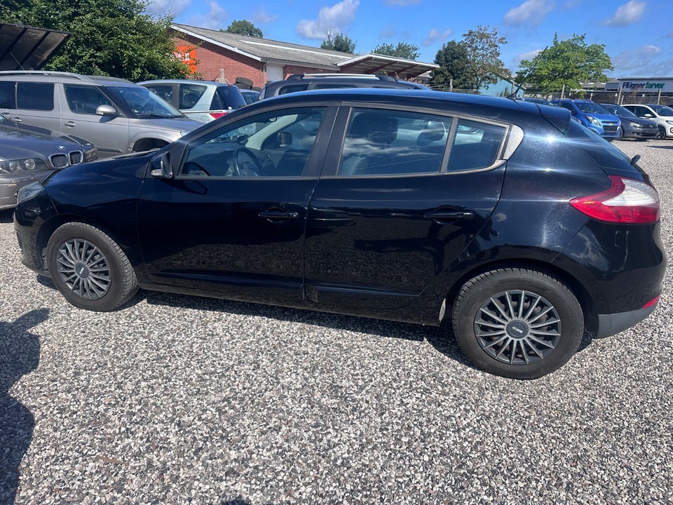 Renault Megane III 1,2 TCe 115 Expression 5d